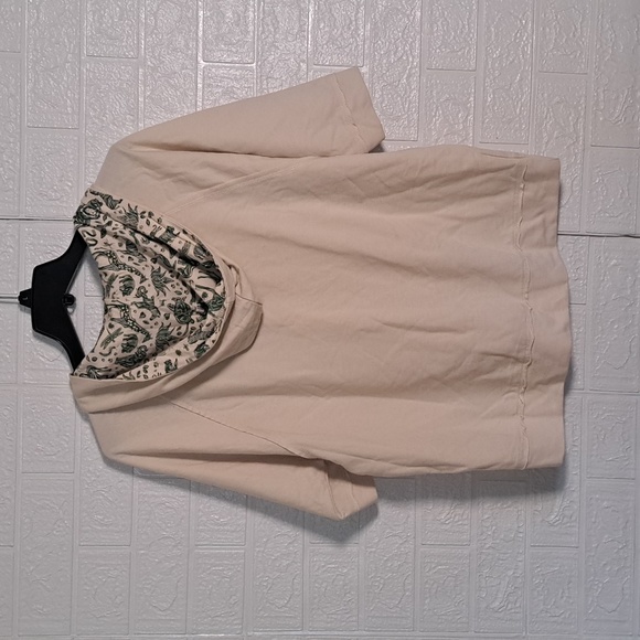 Disney Parks 20th Animal Kingdom Short Sleeve Hooded Sweatshirt - Picture 7 of 8